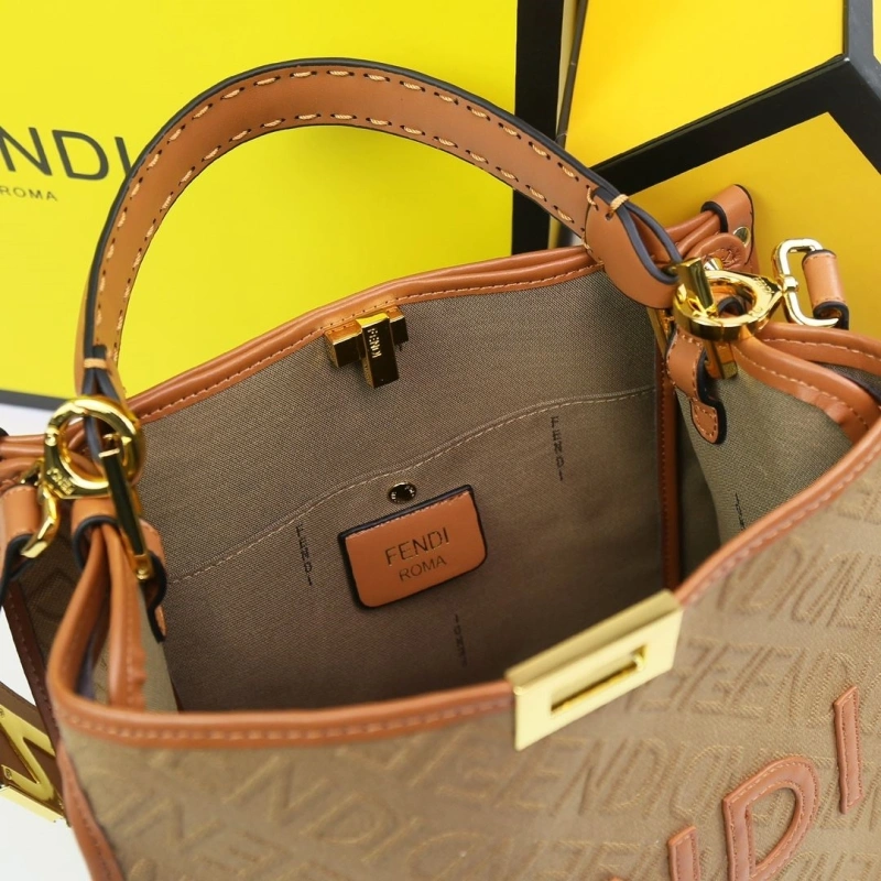 Fendi Shopping Bags 4220A-0312