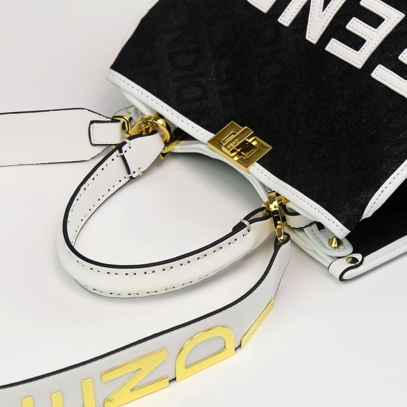 Fendi Shopping Bags 4220A-0313