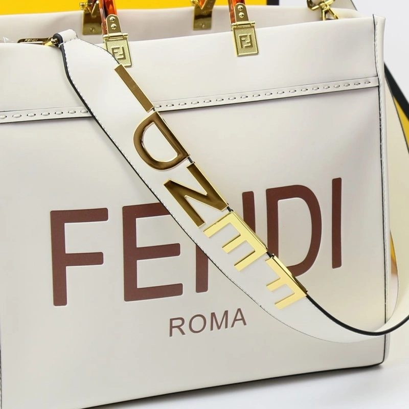 Fendi Shopping Bags 4220A-0330