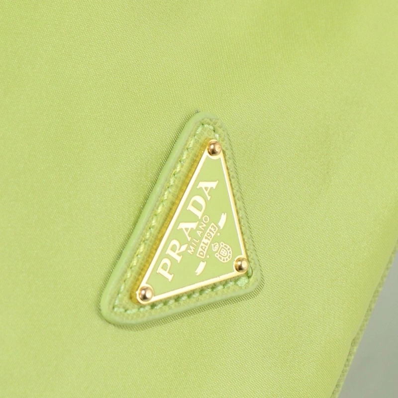 Prada Bucket Bags 4220A-0406