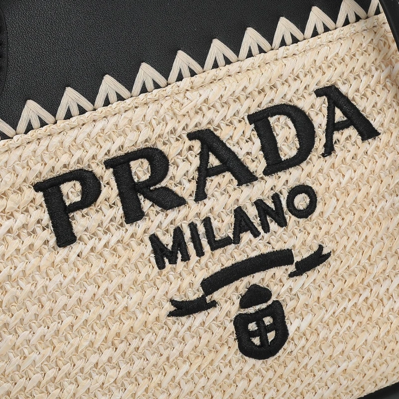 Prada Shopping Bags 4220A-0507