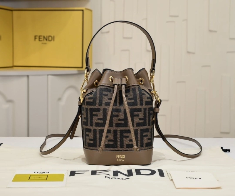 Fendi Bucket Bags 4220A-0521