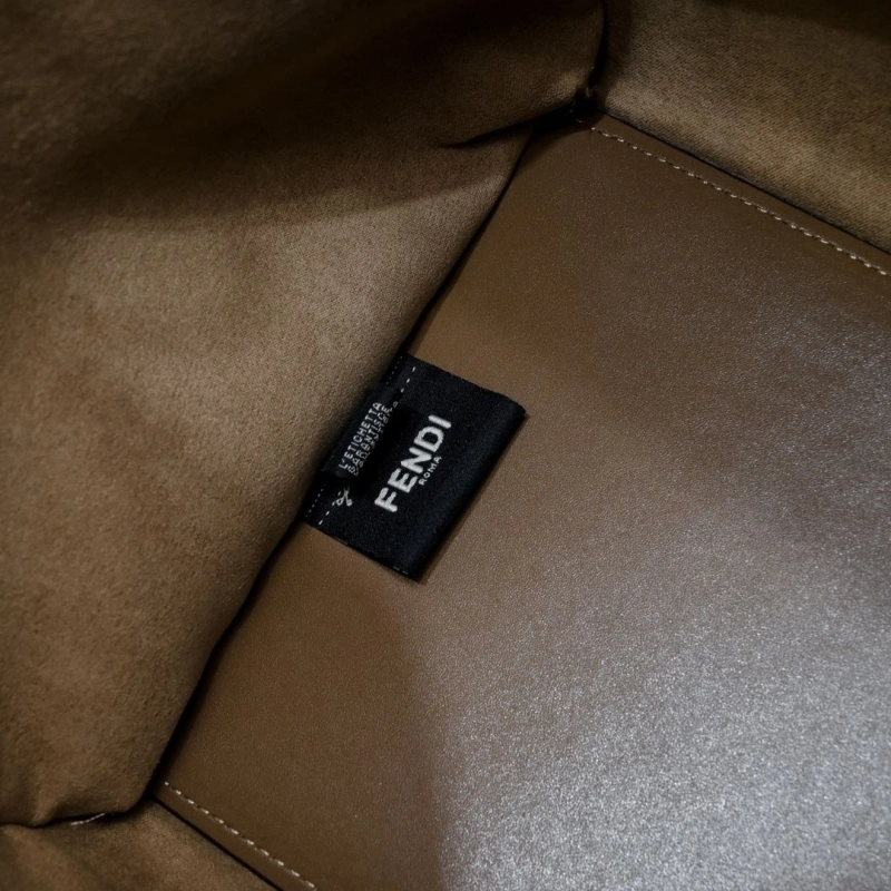 Fendi Shopping Bags 4220A-0532