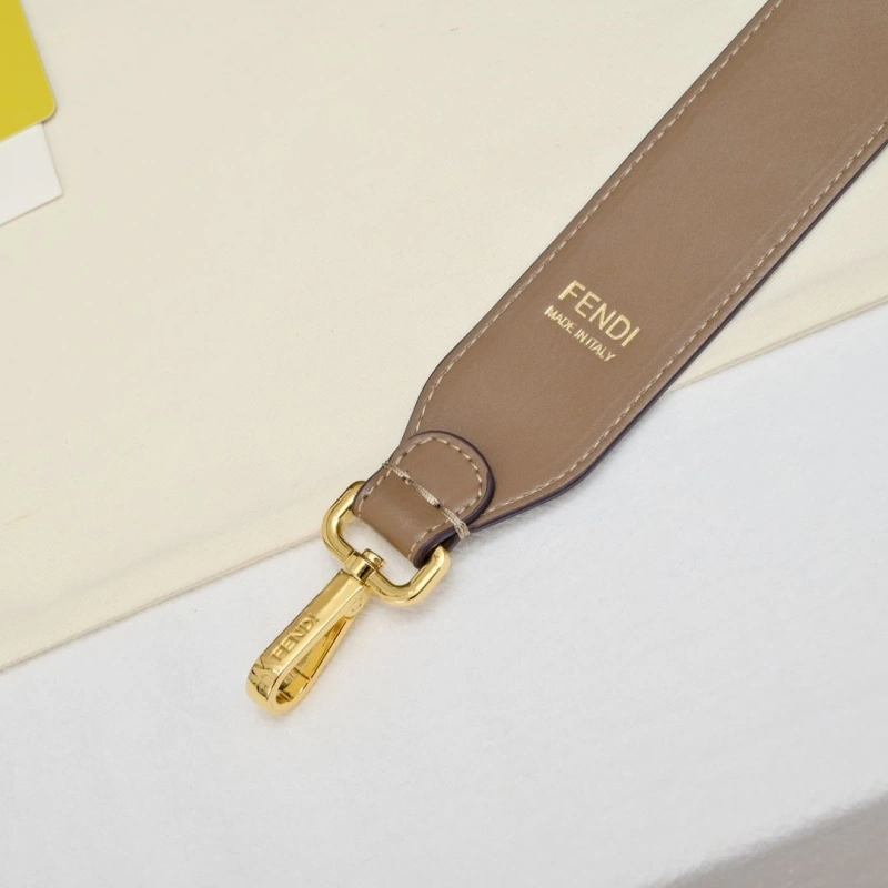 Fendi Shopping Bags 4220A-0532