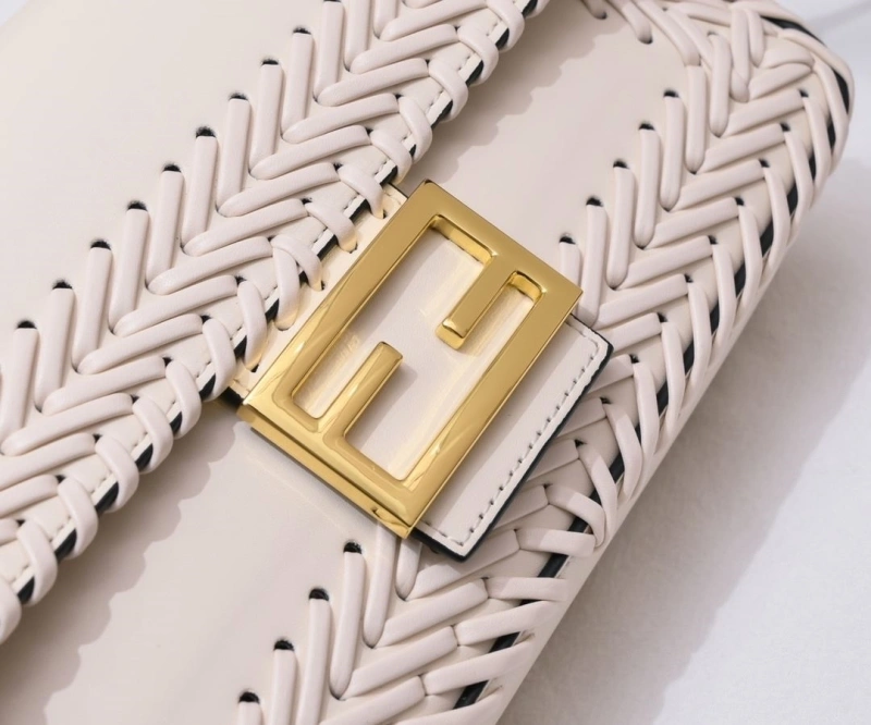 Fendi Satchel Bags 4220A-0533