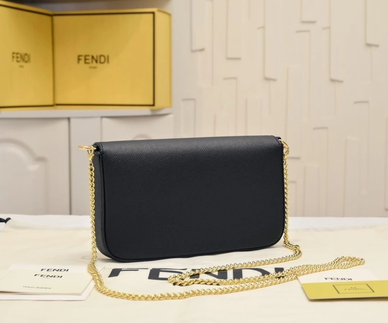 Fendi Satchel Bags 4220A-0539