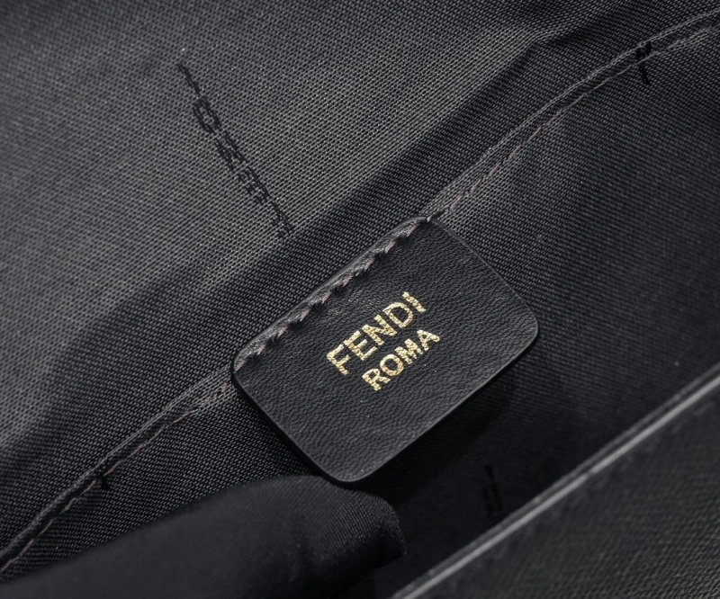 Fendi Satchel Bags 4220A-0539