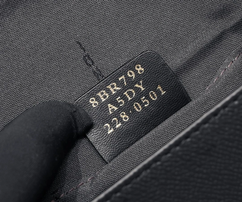 Fendi Satchel Bags 4220A-0539