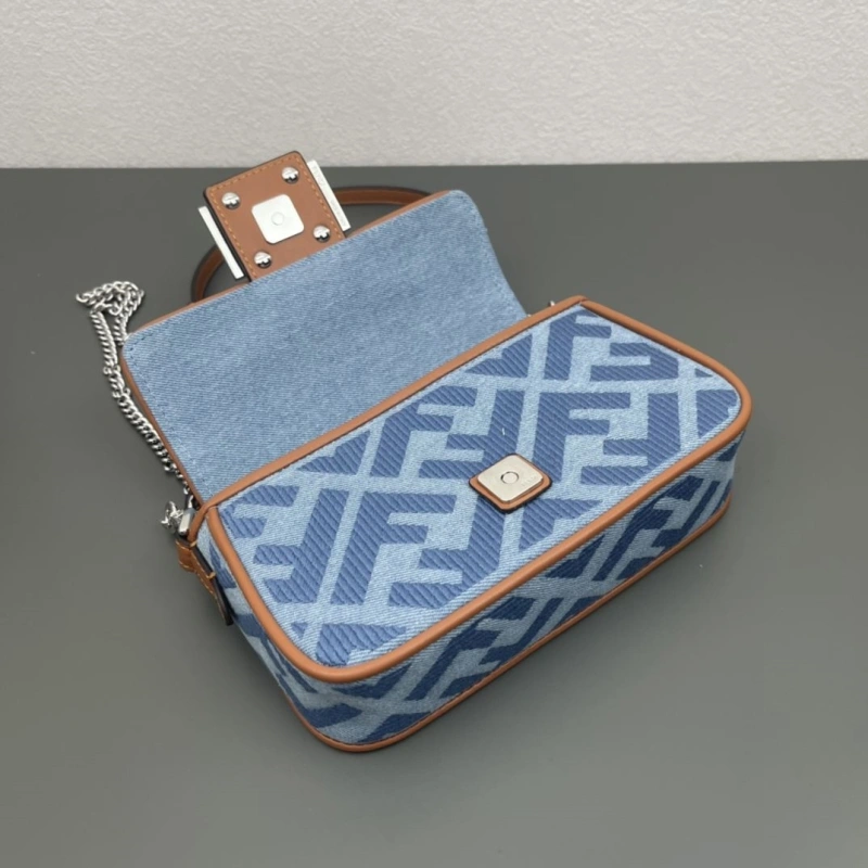 Fendi Satchel Bags 4220A-0628