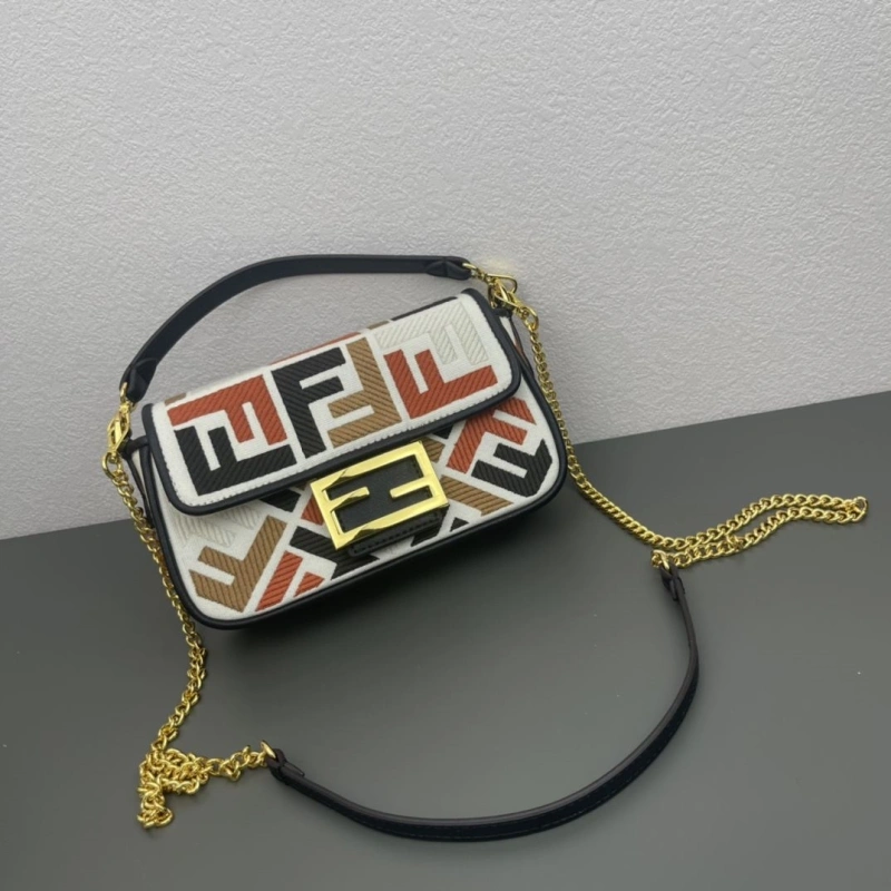 Fendi Satchel Bags 4220A-0630