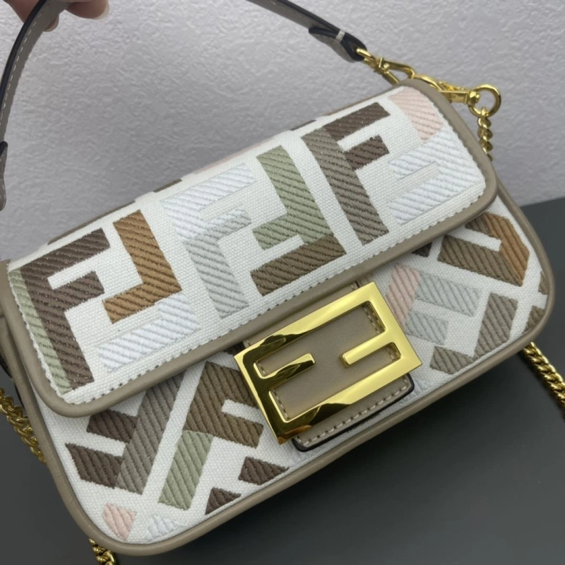 Fendi Satchel Bags 4220A-0631