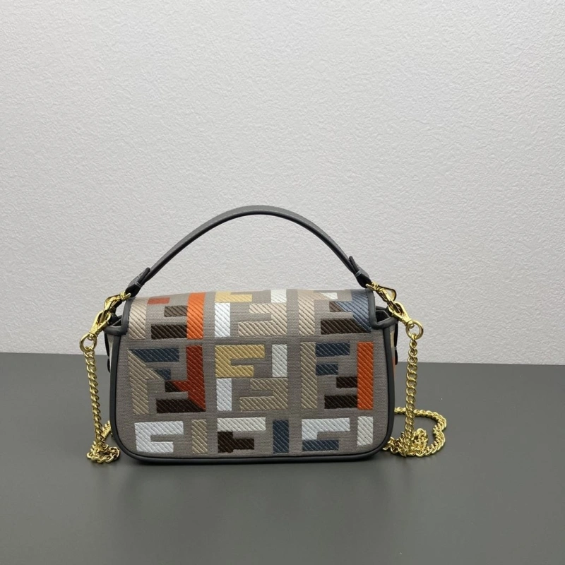 Fendi Satchel Bags 4220A-0633