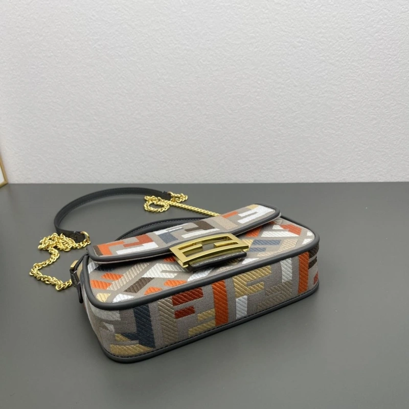 Fendi Satchel Bags 4220A-0633