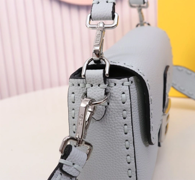 Fendi Satchel Bags 4220A-0649