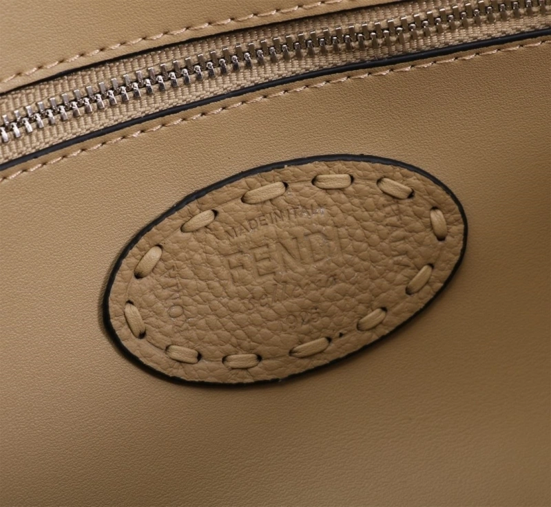 Fendi Satchel Bags 4220A-0650