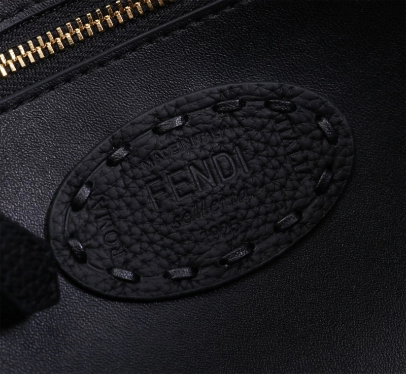 Fendi Satchel Bags 4220A-0651