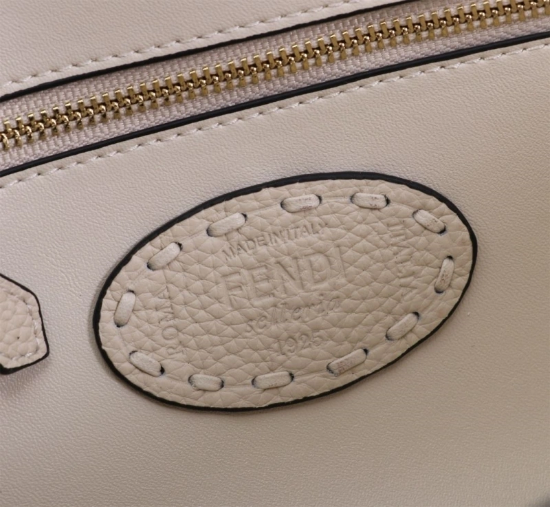 Fendi Satchel Bags 4220A-0653