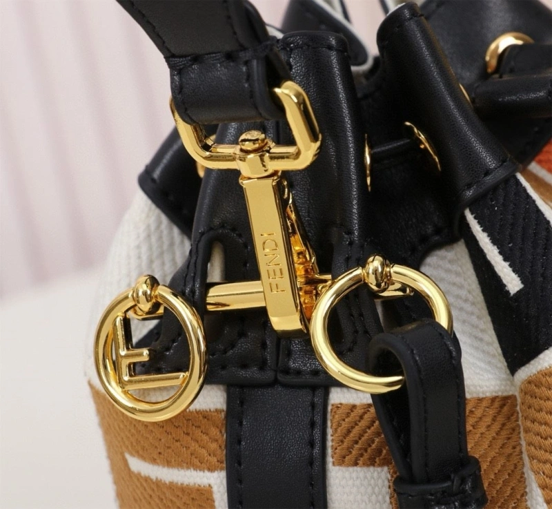 Fendi Bucket Bags 4220A-0678