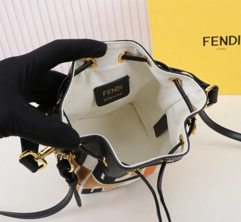 Fendi Bucket Bags 4220A-0678