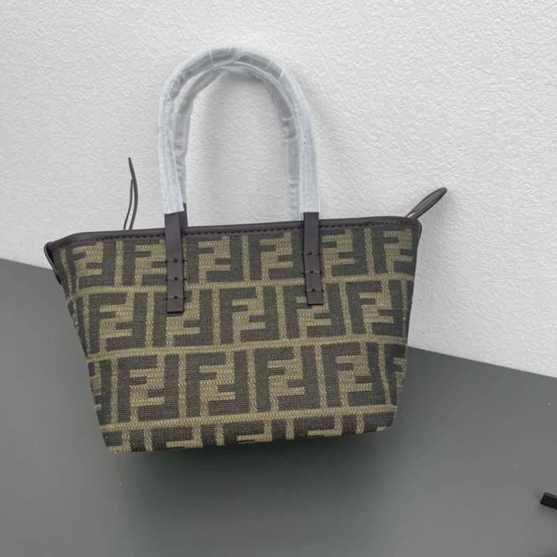 Fendi Shopping Bags 4220A-0697