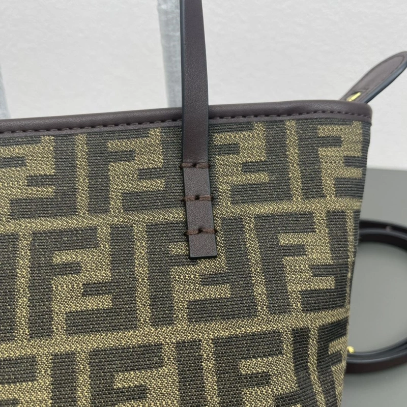 Fendi Shopping Bags 4220A-0697