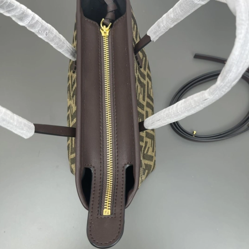 Fendi Shopping Bags 4220A-0697