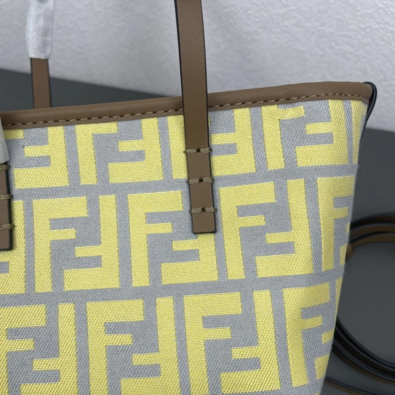 Fendi Shopping Bags 4220A-0698