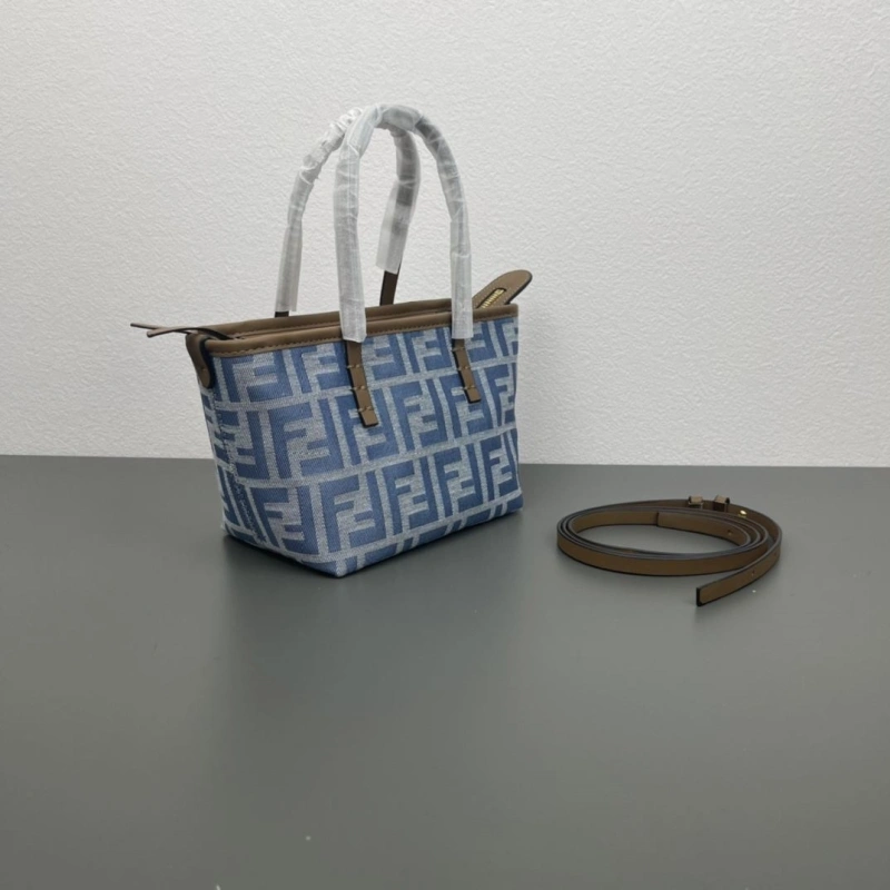 Fendi Shopping Bags 4220A-0699