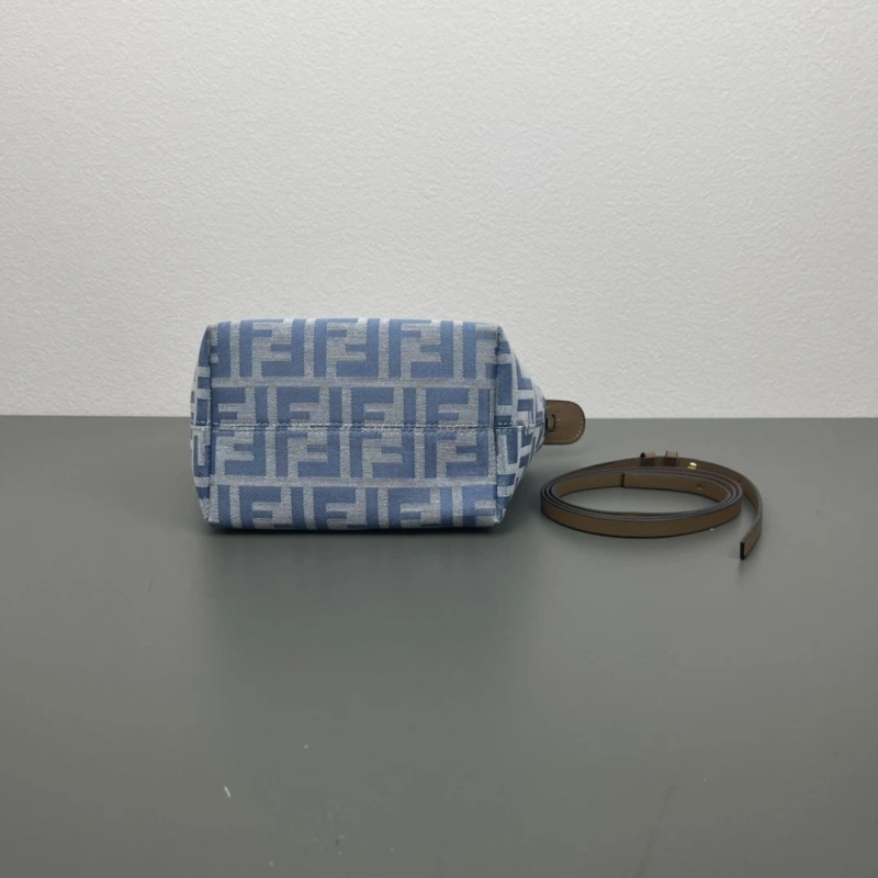 Fendi Shopping Bags 4220A-0699