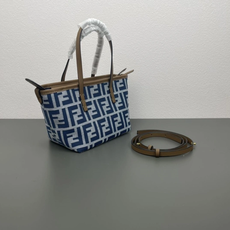 Fendi Shopping Bags 4220A-0701