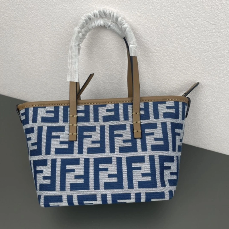 Fendi Shopping Bags 4220A-0701