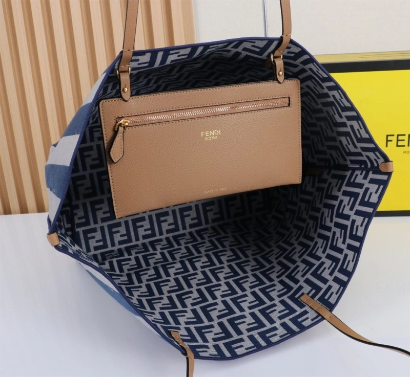 Fendi Shopping Bags 4220A-0744