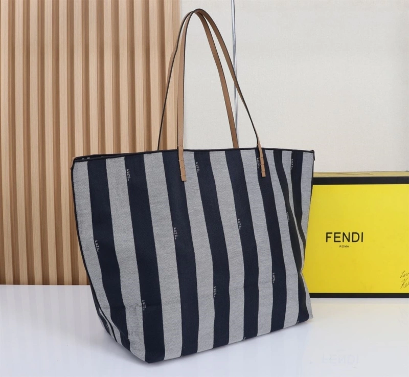 Fendi Shopping Bags 4220A-0745
