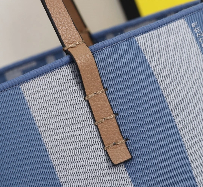 Fendi Shopping Bags 4220A-0750