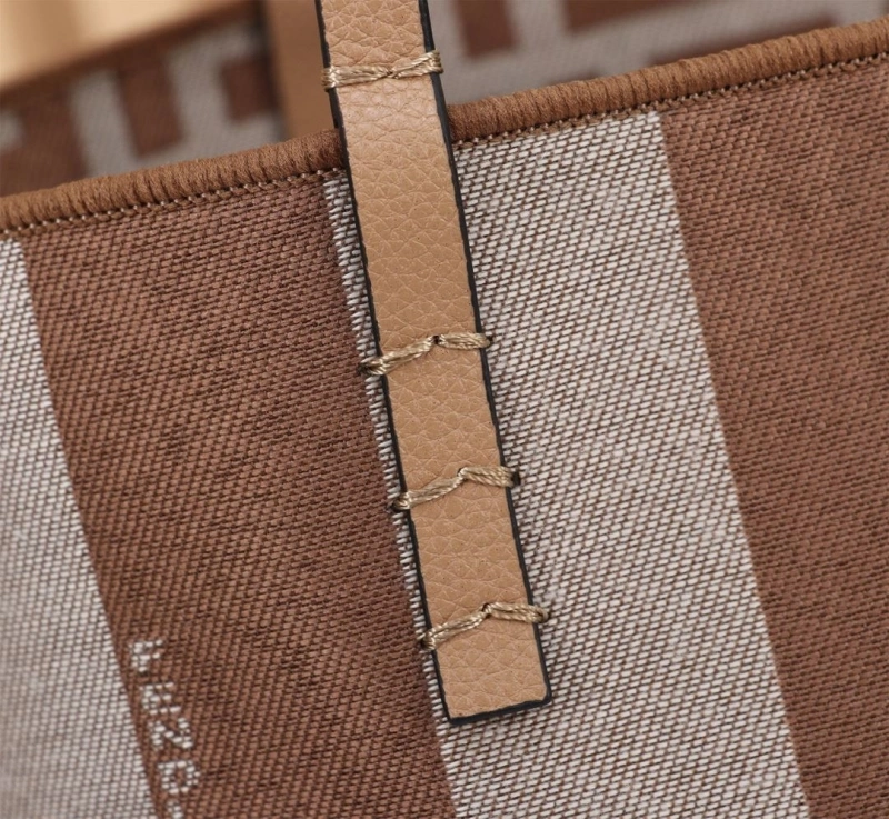 Fendi Shopping Bags 4220A-0752