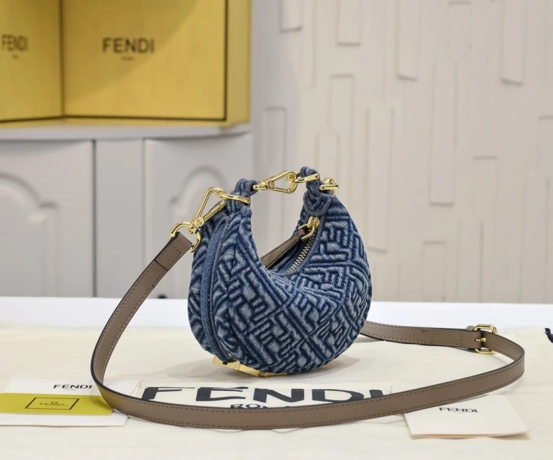 Fendi Satchel Bags 4220C-0012