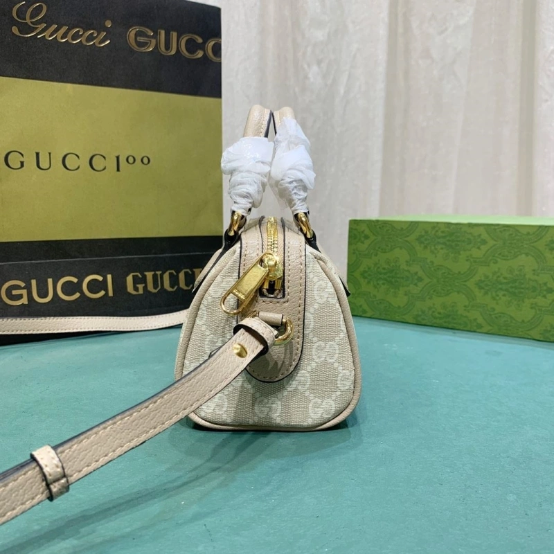 Gucci Speedy Bags 4220C-0099