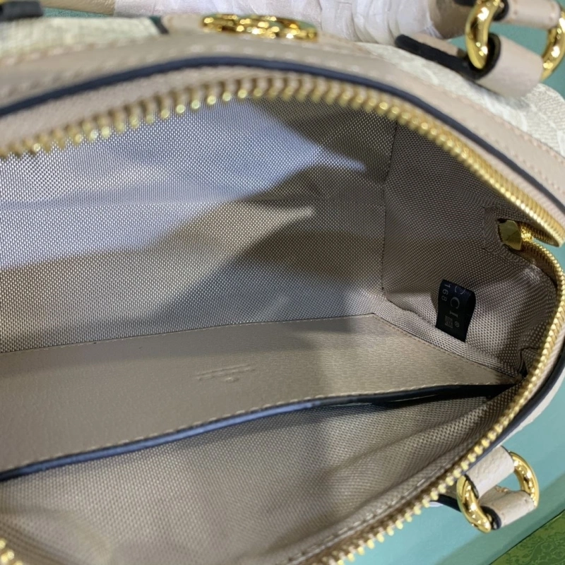 Gucci Speedy Bags 4220C-0102