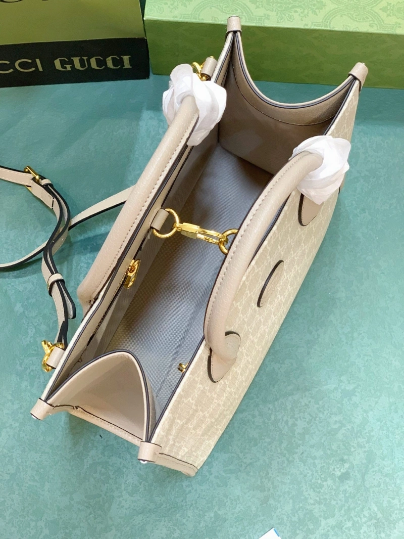 Gucci Shopping Bags 4220C-0135