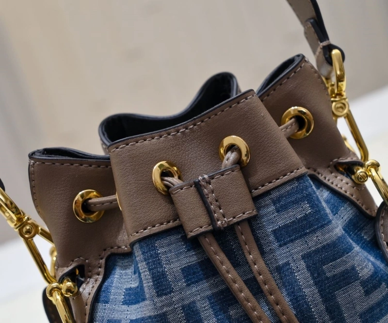 Fendi Bucket Bags 4220C-0270