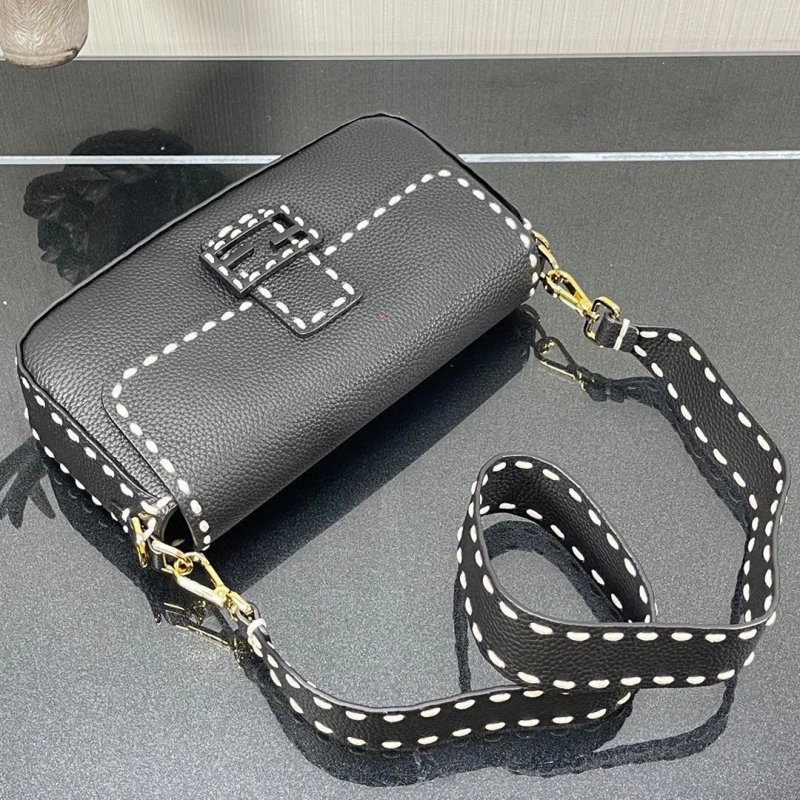 Fendi Baguette Bags 4220D-0005