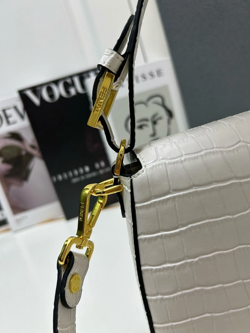 Fendi Baguette Bags 4220D-0010