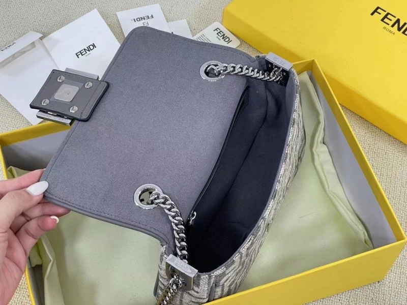 Fendi Baguette Bags 4220D-0011
