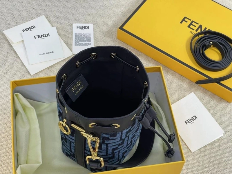 Fendi Bucket Bags 4220D-0014