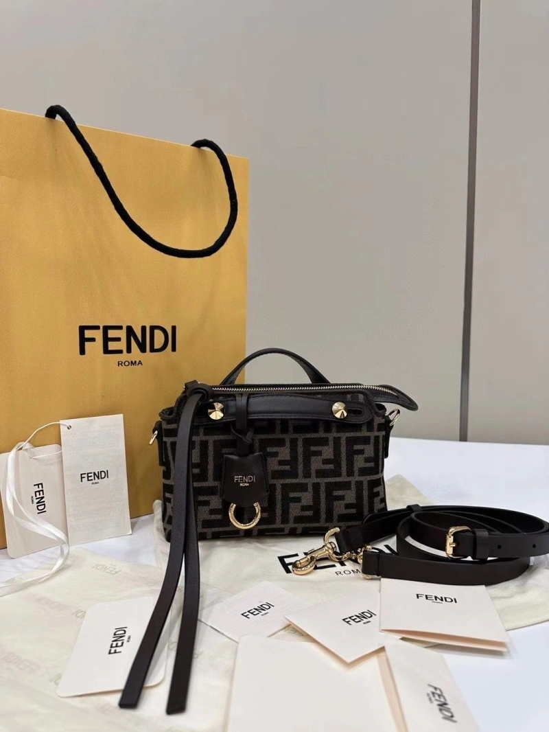 Fendi Top Handle Bags 4220D-0062