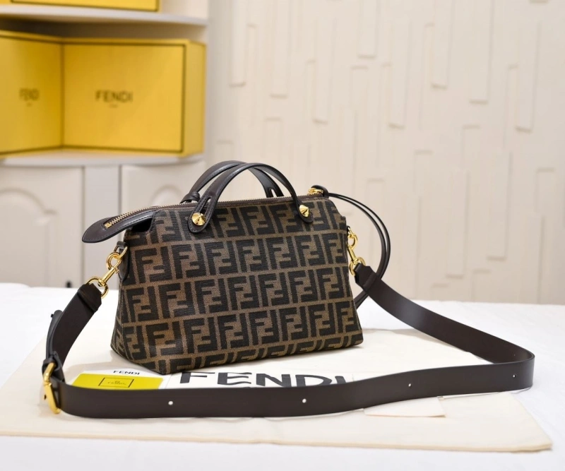 Fendi Top Handle Bags 4220D-0080