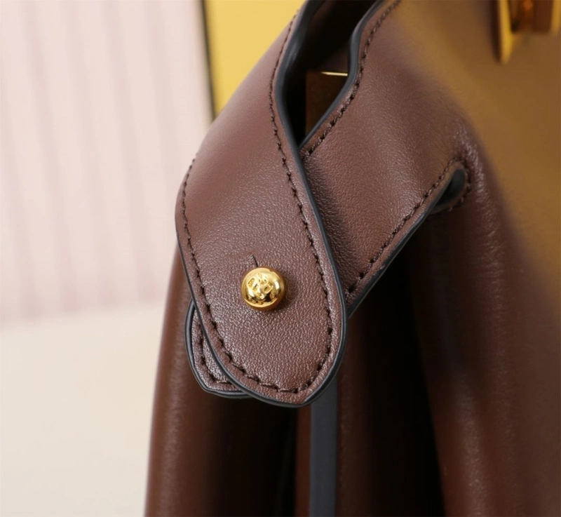 Fendi Top Handle Bags 4220D-0085