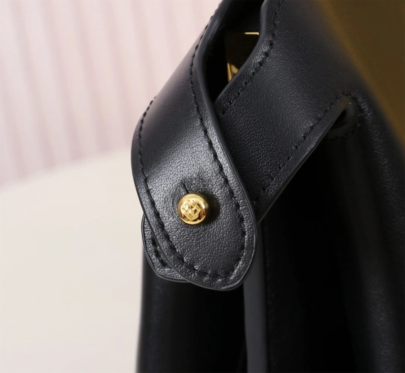 Fendi Top Handle Bags 4220D-0088