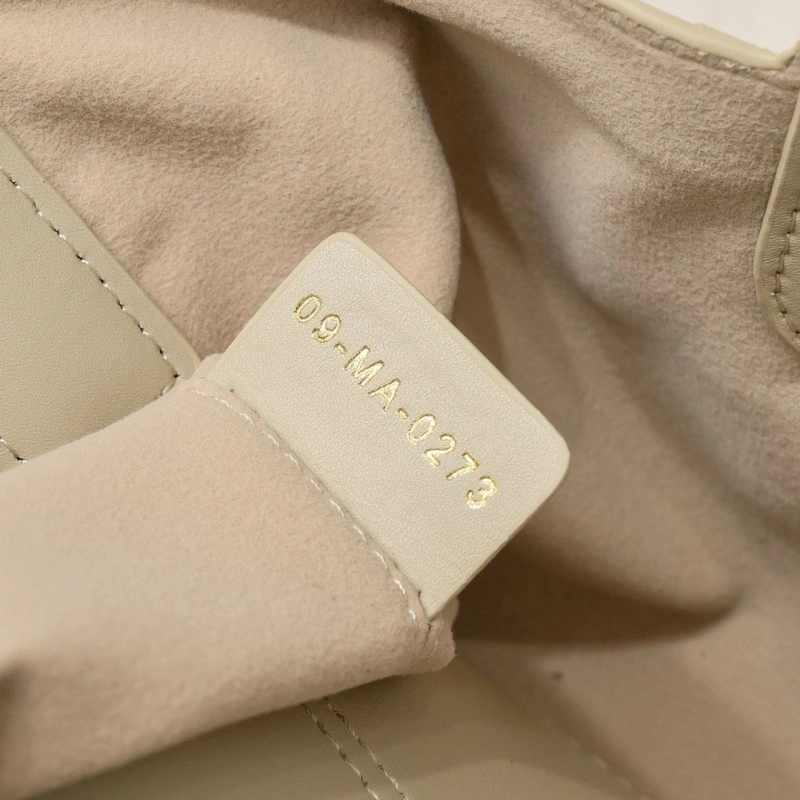 Dior Top Handle Bags 4220D-0094