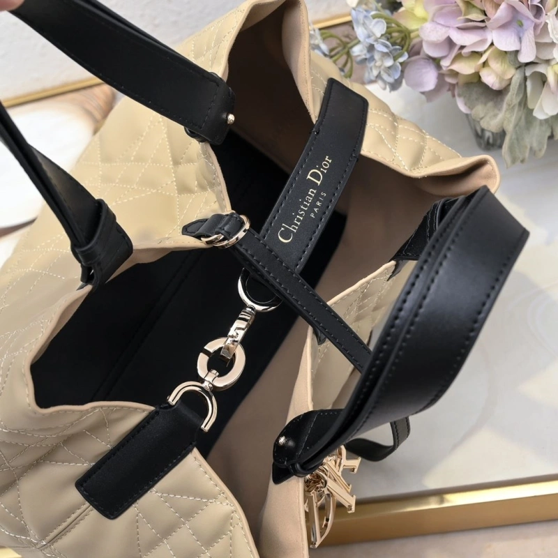 Dior Top Handle Bags 4220D-0097